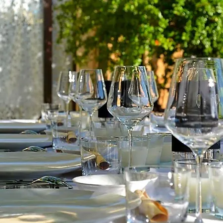 O Chai D'oeuvres - Charming - Adults Only